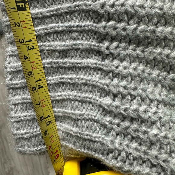 CROP KNIT SWEATER - Picture 12 of 12